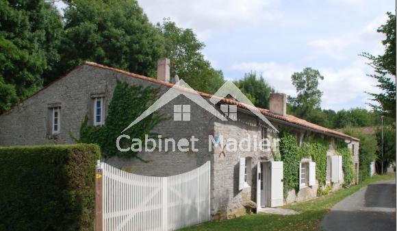  For Sale - Country house - st-jean-d-angely