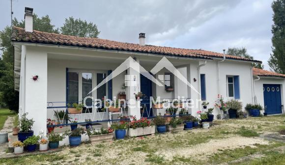  Renting - Village house - st-jean-d-angely