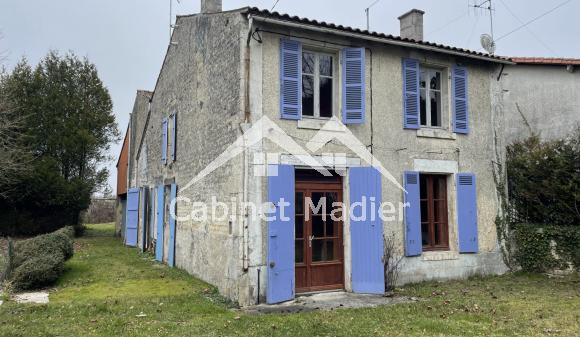  Furnished renting - Village house - aulnay-de-saintonge
