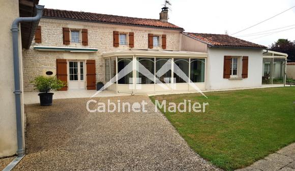  For Sale - Hamlet house - st-jean-d-angely