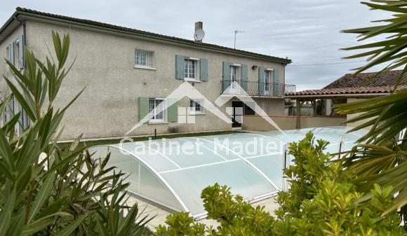  For Sale - House with gite(s) - st-martin-de-juillers